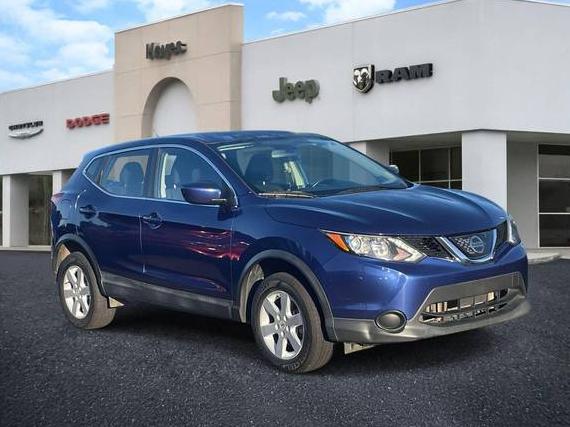 NISSAN ROGUE SPORT 2018 JN1BJ1CR5JW265620 image